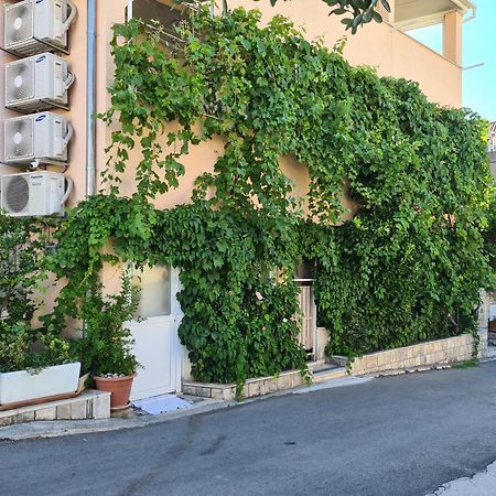 מליני Cosy Apartment Gitta מראה חיצוני תמונה