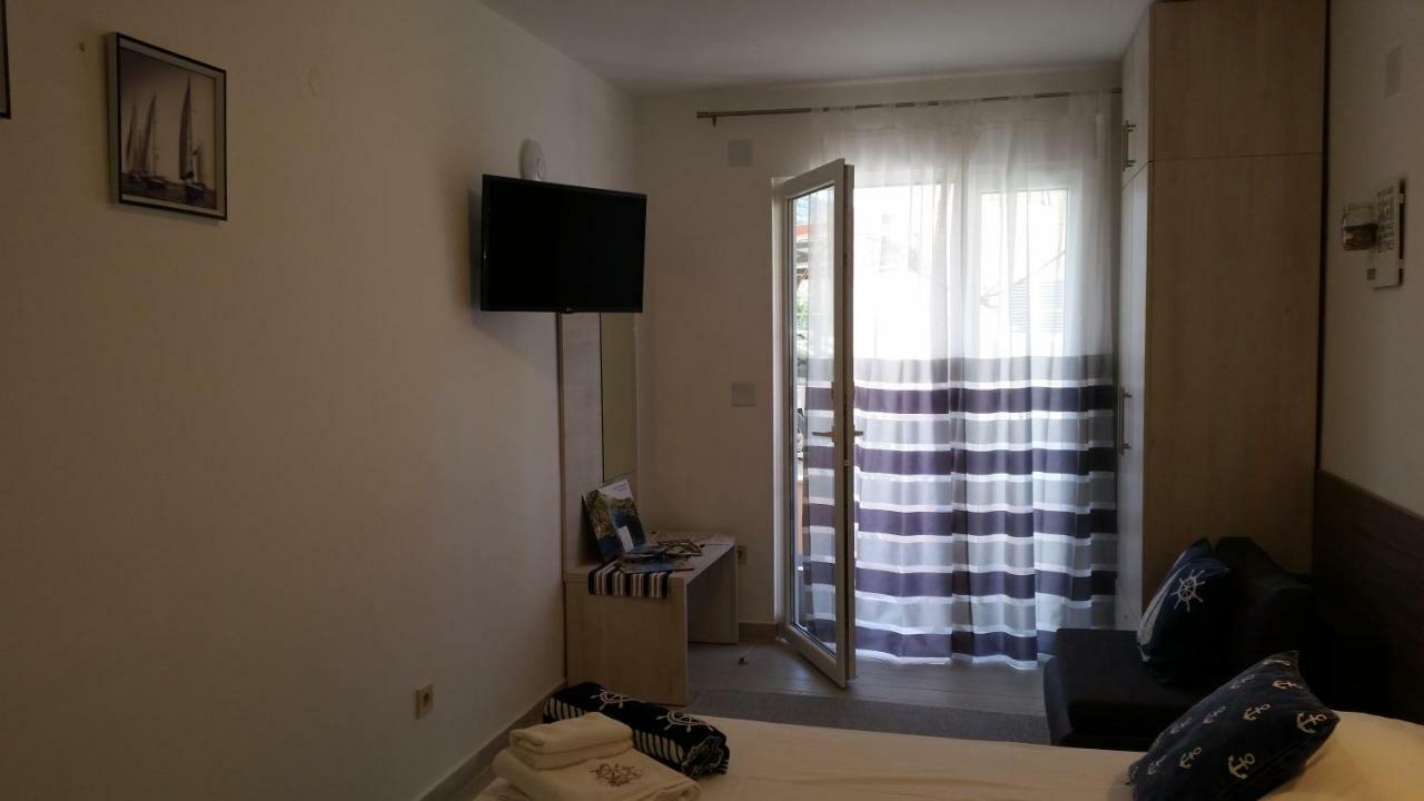 מליני Cosy Apartment Gitta מראה חיצוני תמונה