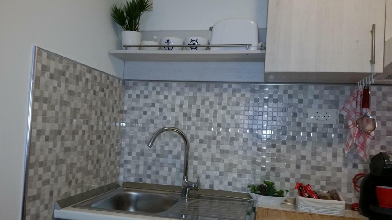 מליני Cosy Apartment Gitta מראה חיצוני תמונה