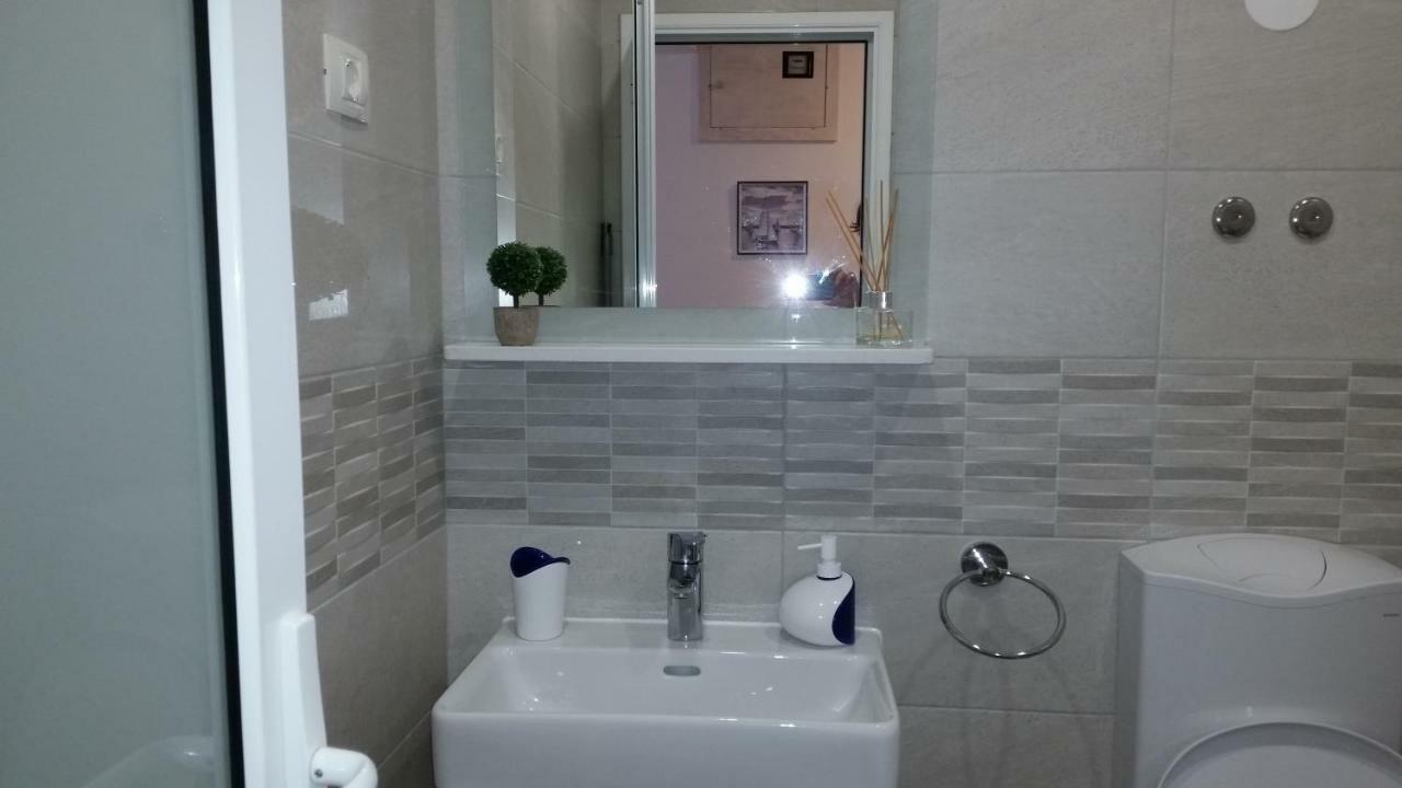 מליני Cosy Apartment Gitta מראה חיצוני תמונה